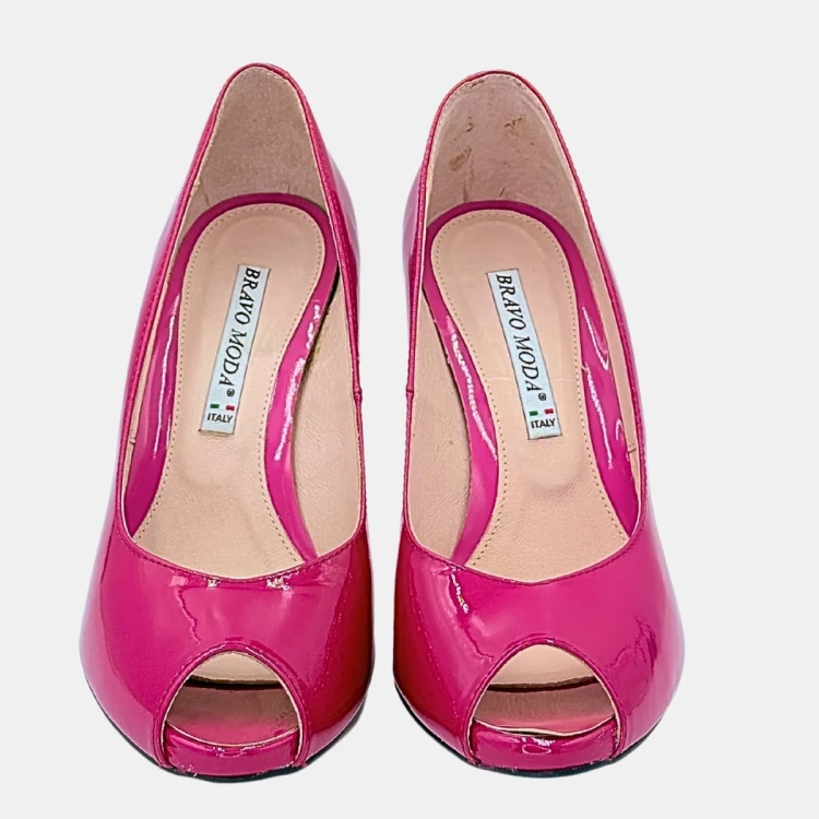 Eleganckie szpilki fuksja na podsuwce BRAVO MODA – skóra lakierowana, obcas 9,5 cm