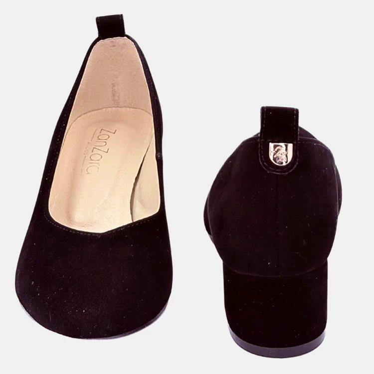 Czarne czółenka ZAN ZARA – zamszowa ekoskóra, klocek 4 cm, wcięcie