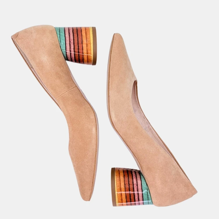 Beżowe czółenka BRAVO MODA – zamsz naturalny, kolorowy klocek 6 cm