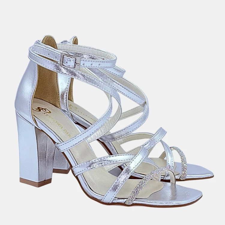 Srebrne sandały damskie z cyrkoniowym paskiem – STYLOWA PARA