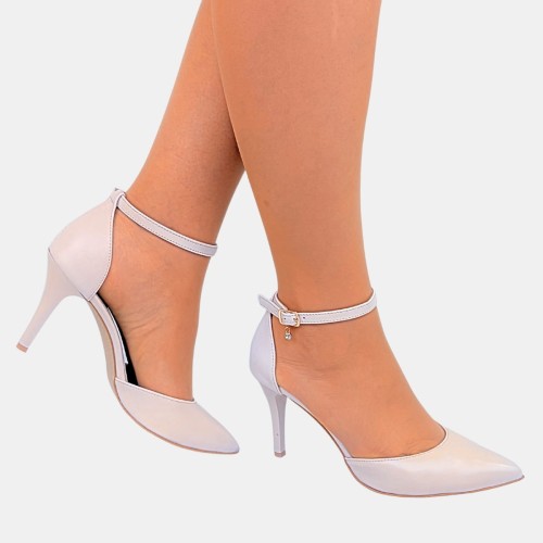 Szpilki damskie beżowe z wycięciami i cyrkoniową ozdobą – STYLOWA PARA