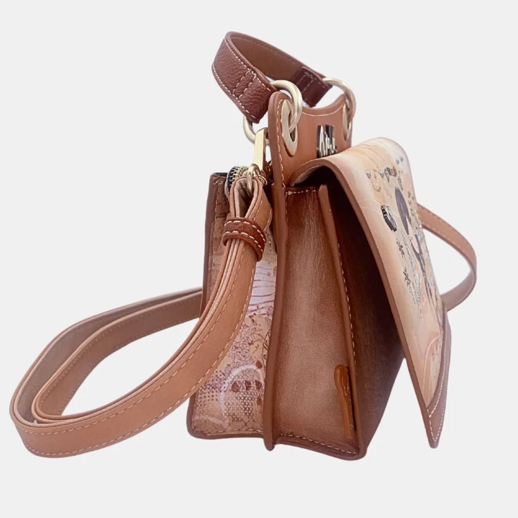 Mała torebka Anekke Peace &amp; Love 38803-283 – artystyczny styl w miejskim wydaniu