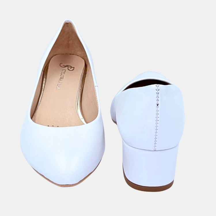 „Czółenka Stylowa Para Biała Perła ze skóry naturalnej na klocku 4 cm”