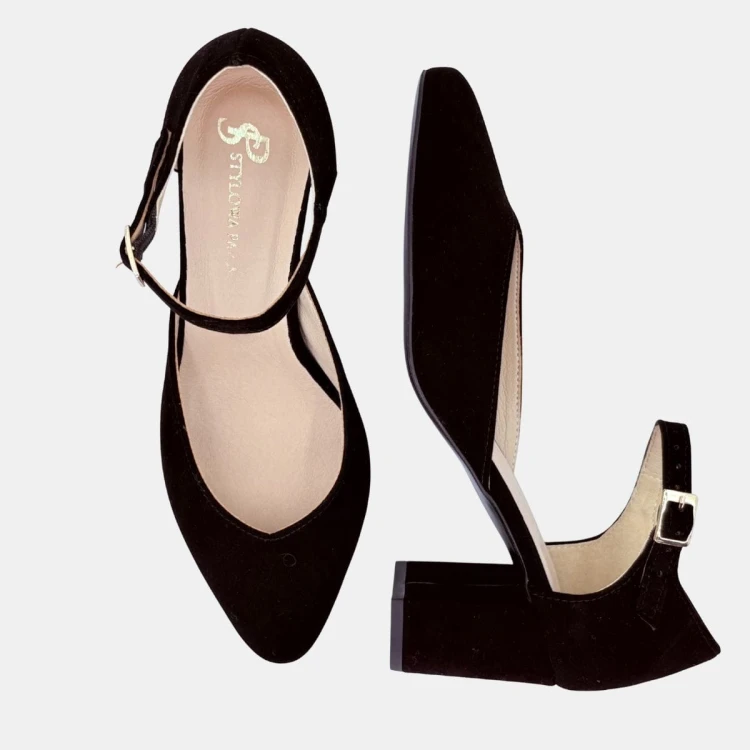 Czarne czółenka zamszowe na klocku 6,5 cm Stylowa Para