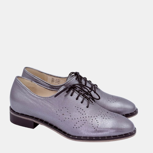 Srebrne półbuty damskie Acord – skórzane, eleganckie, wygodne na co dzień