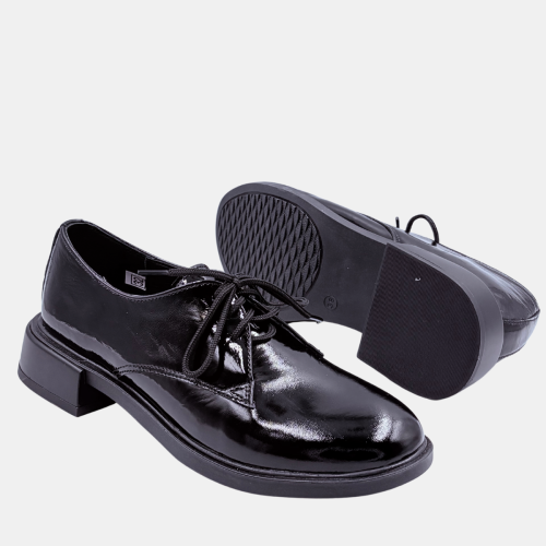 Czarne lakierowane półbuty damskie sznurowane El Passo – elegancja na co dzień