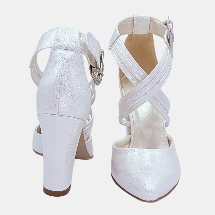 Ślubne czółenka perłowe z paskami przez podbicie, na słupku 9 cm Zan Zara