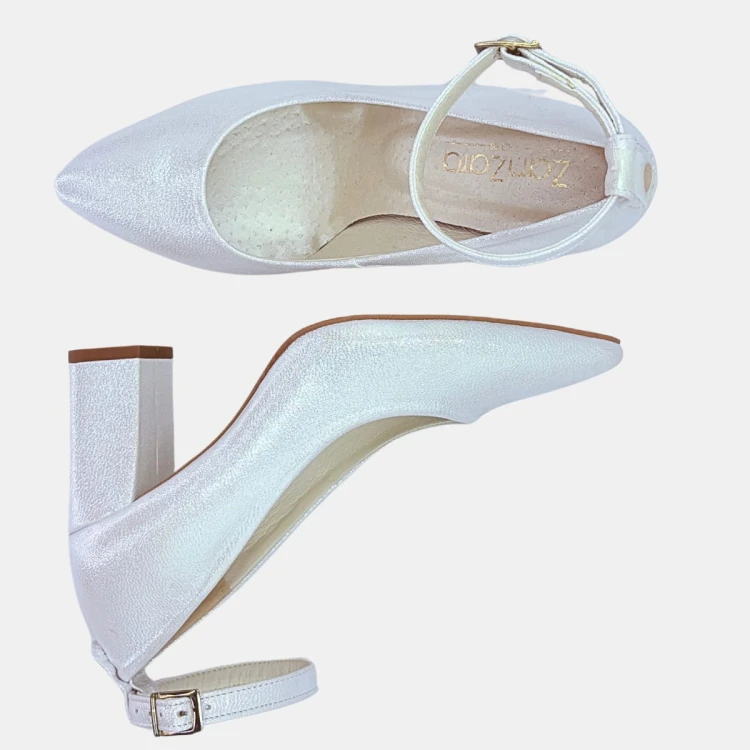 Perłowo-srebrne czółenka Zan Zara – słupek 6 cm, pasek, eleganckie buty damskie na wesele i uroczystości