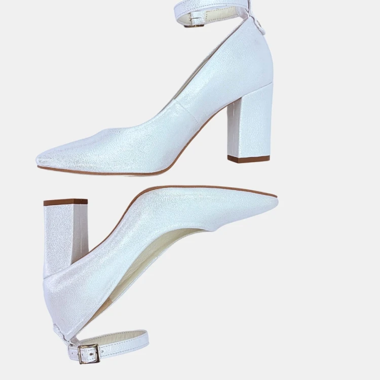 Perłowo-srebrne czółenka Zan Zara – słupek 6 cm, pasek, eleganckie buty damskie na wesele i uroczystości