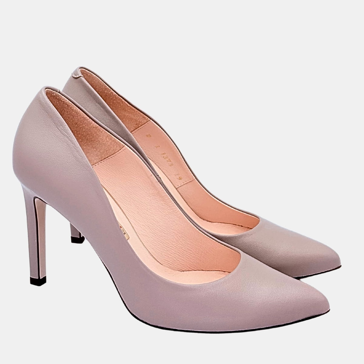 Beżowe klasyczne szpilki BRAVO MODA – skóra naturalna, obcas 9 cm