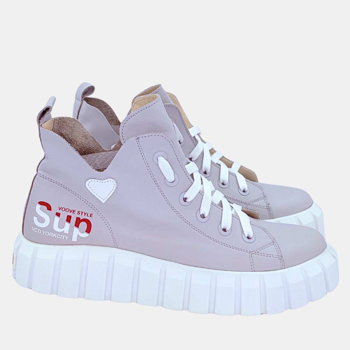 Szare sneakersy damskie skórzane z sercem – stylowy model El Passo